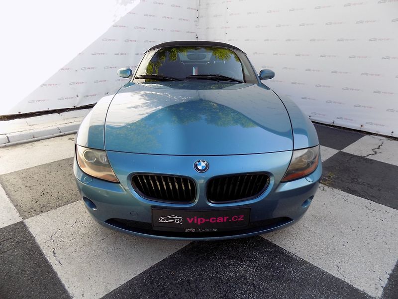 BMW Z4 (2004) 2.5i/el.střecha/klima/xenon/ - fotka 7 z 31