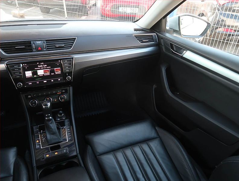Škoda Superb (2016) Style Plus 2.0 TDI, Automat - fotka 8 z 26
