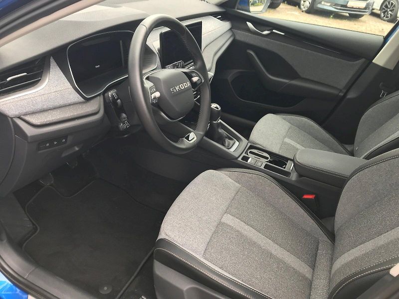 Škoda Octavia (2025) COMBI TOP SELECTION 1,5 TSI - fotka 6 z 26