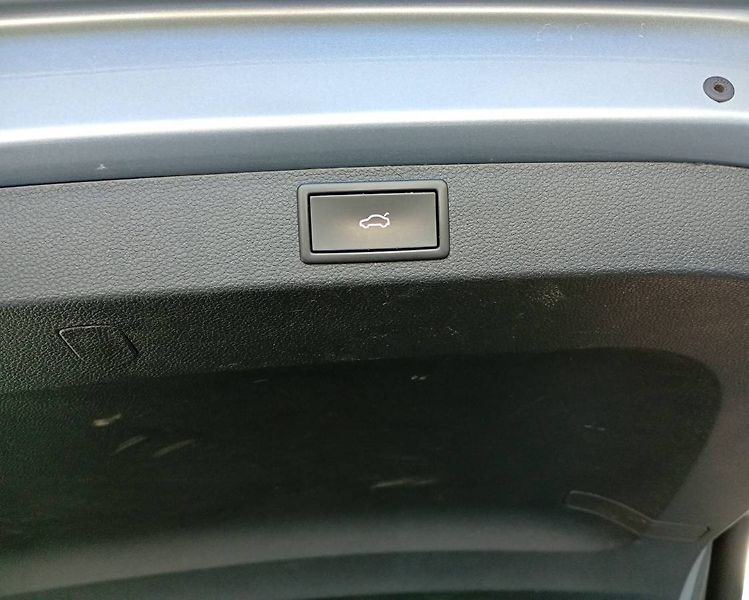 Škoda Karoq (2021) 1.5 TSI Style DSG PANORAMA LED - fotka 32 z 35