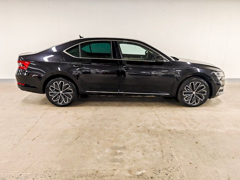 Škoda Superb (2024) iV 1.4 TSI 160 kW DSG L&K - fotka 26 z 30