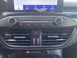 Ford Focus 1,5 TDCi  ST-line / záruka - náhled 30