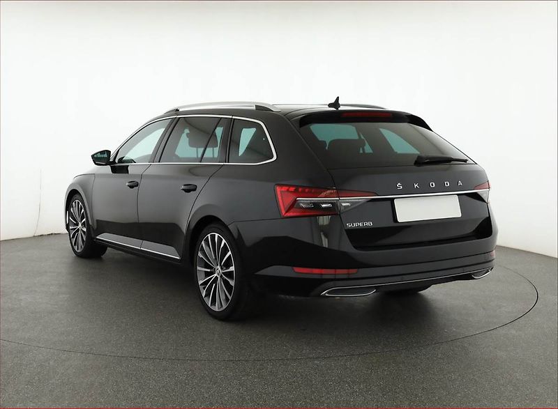 Škoda Superb (2019) Laurin&Klement 2.0 TSI - fotka 4 z 21