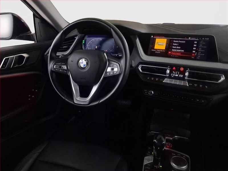 BMW Řada 2 (2021) 220d Gran Coupé - fotka 7 z 18