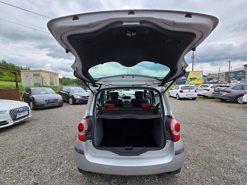 Renault Modus (2007) 1.2 55KW klima 2 - fotka 16 z 23