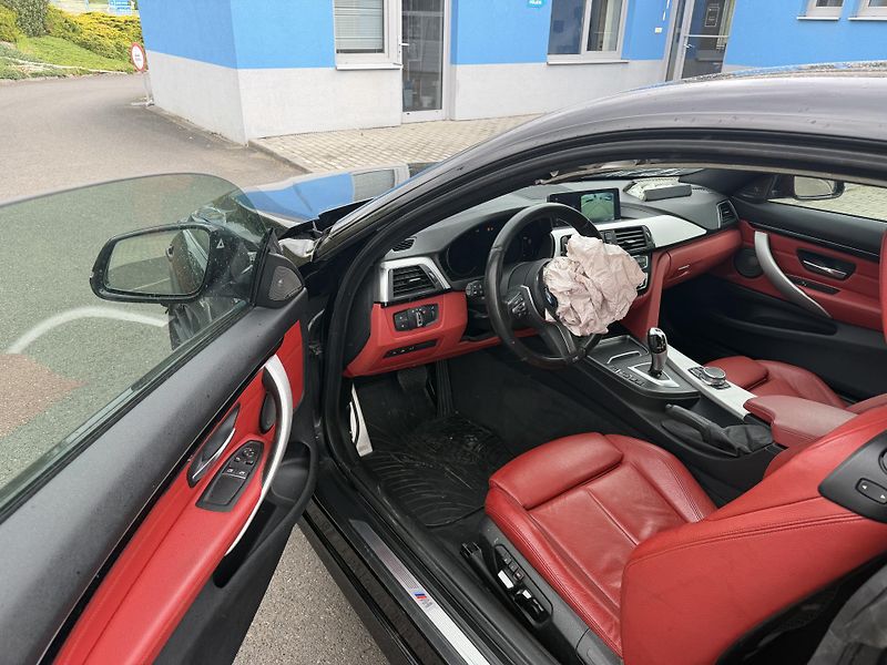 BMW Řada 4 435D 230kW xDRIVE M SPORT KUPÉ - fotka 9 z 16