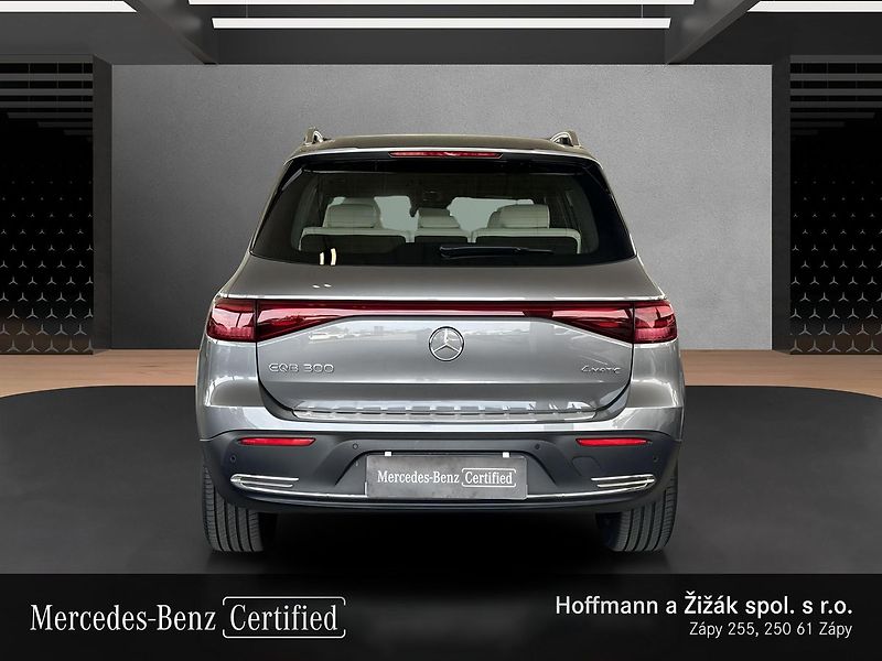 Mercedes-Benz EQB 300 4MATIC - fotka 6 z 20