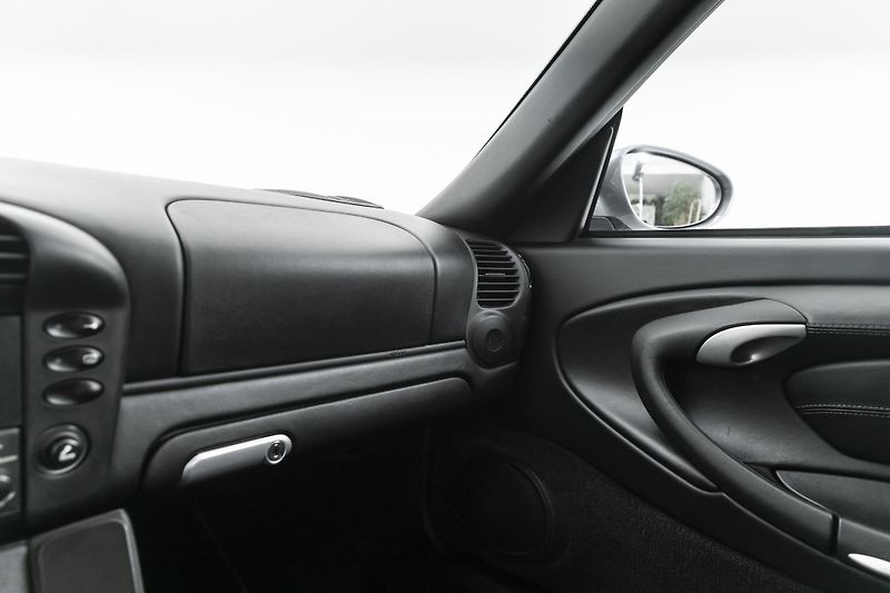 Porsche 911 996.2 Carrera 4S*CZ*Servis*TOP - fotka 42 z 43