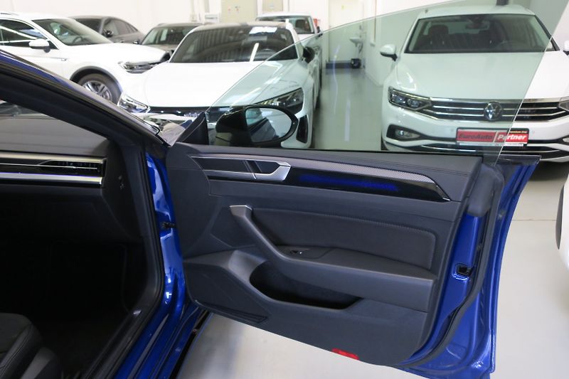 Volkswagen Arteon Shooting Brake (2021) 2.0 TSI 235kW BMT 4MOT DSG R - fotka 41 z 50