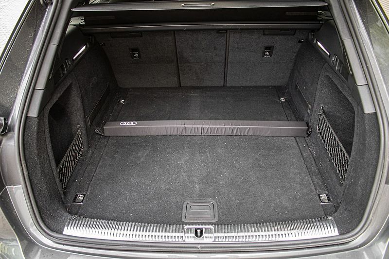Audi A4 - fotka 34 z 35