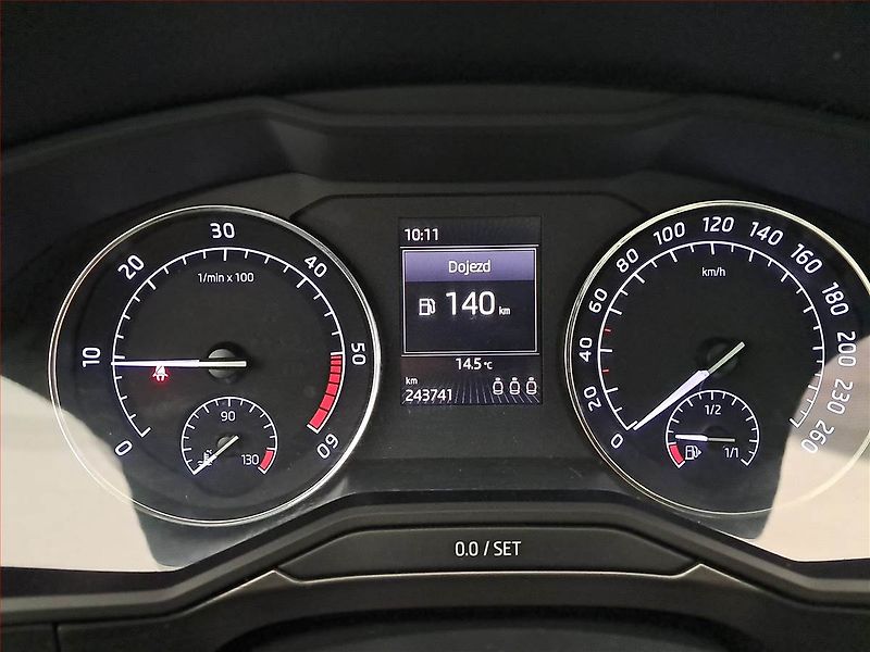 Škoda Superb (2016) Style 2.0 TDI 4x4, 4X4 - fotka 11 z 23