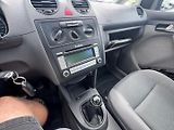 Volkswagen Caddy (2006) 1,9 TDI 77KW TAŽNÉ 2X PNEU STK - náhled 28