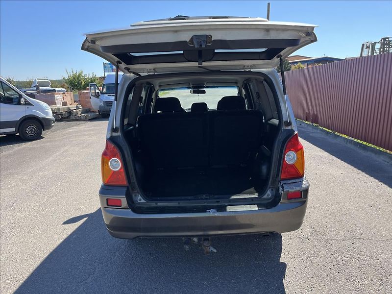 Hyundai Terracan 2,9 CRDi 110KW 4x4 TAŽNÉ - fotka 25 z 29