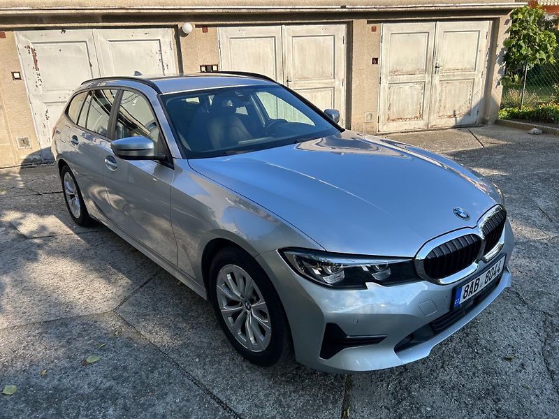 BMW Řada 3 (2020) 320d Xdrive - CZ - DPH - fotka 3 z 16