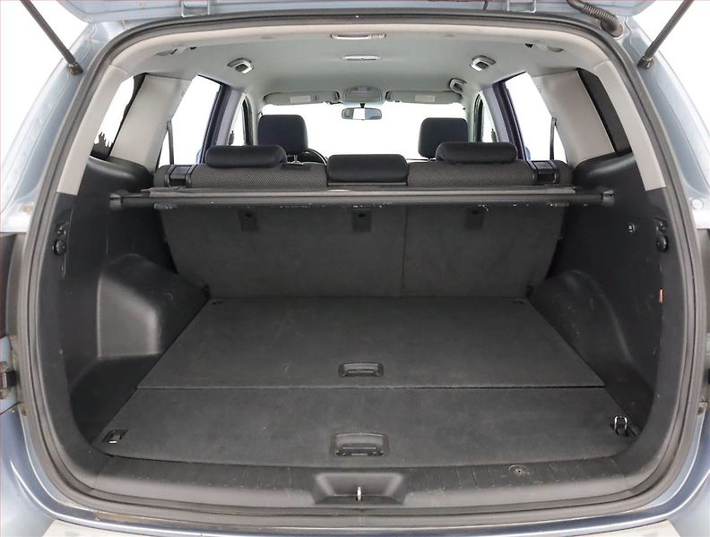 Hyundai Santa Fe (2006) 2.2 CRDi, 4X4, Xenony - fotka 13 z 14