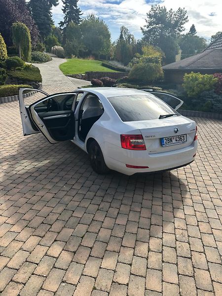 Škoda Octavia (2016) - fotka 8 z 9