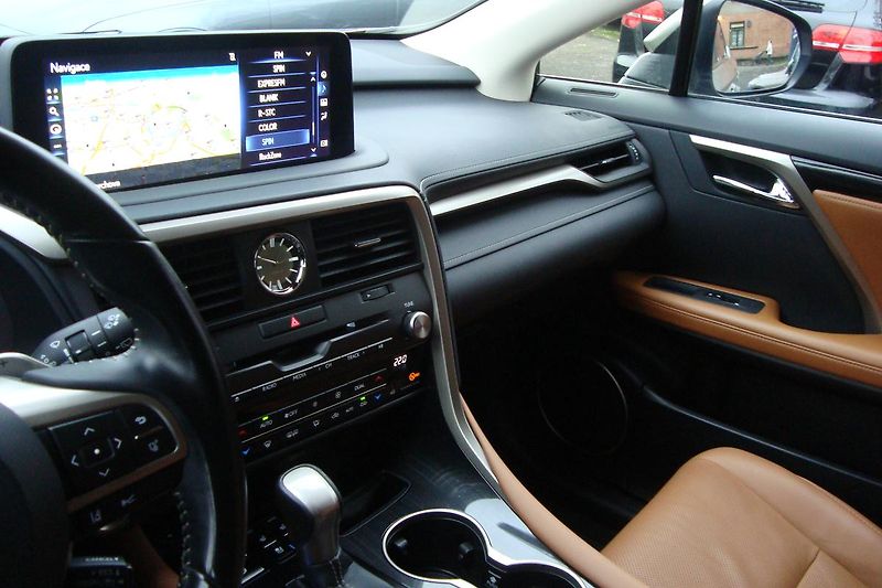 Lexus RX 450h (2021) ČR,1.Maj.S.kn.Najeto 62 tis.! - fotka 84 z 110