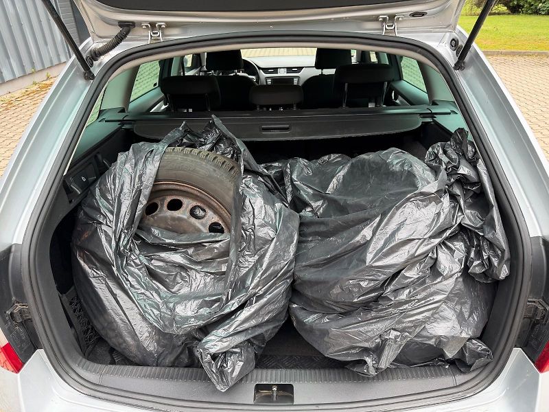 Škoda Octavia 2,0 TDI 4x4 /servis.kn. /110kW - fotka 14 z 32