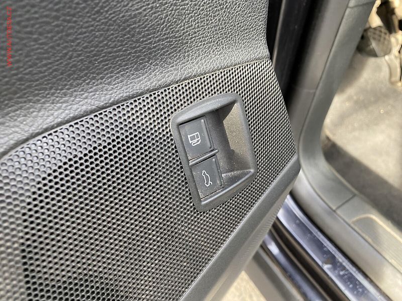 Volkswagen Passat (2009) 1.4 TSi, Comfortline - fotka 14 z 17