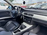BMW Řada 3 (2006) 330D M57 3,0 R6 170KW STK KOLA - náhled 36