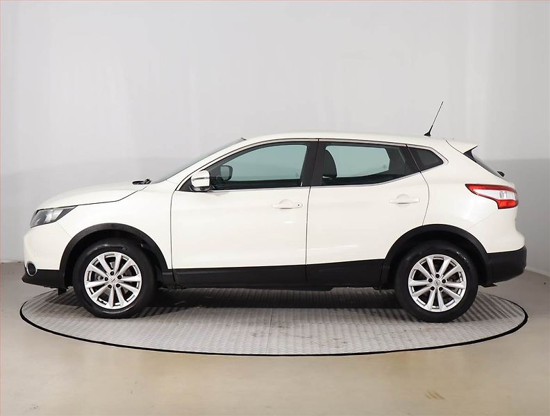Nissan Qashqai (2016) 1.5 dCi, Serv.kniha, Navi - fotka 3 z 17