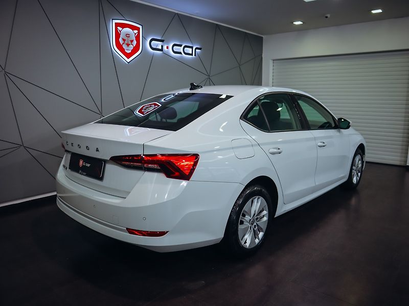 Škoda Octavia 2.0 TDI 110kW DSG Ambition - fotka 5 z 29