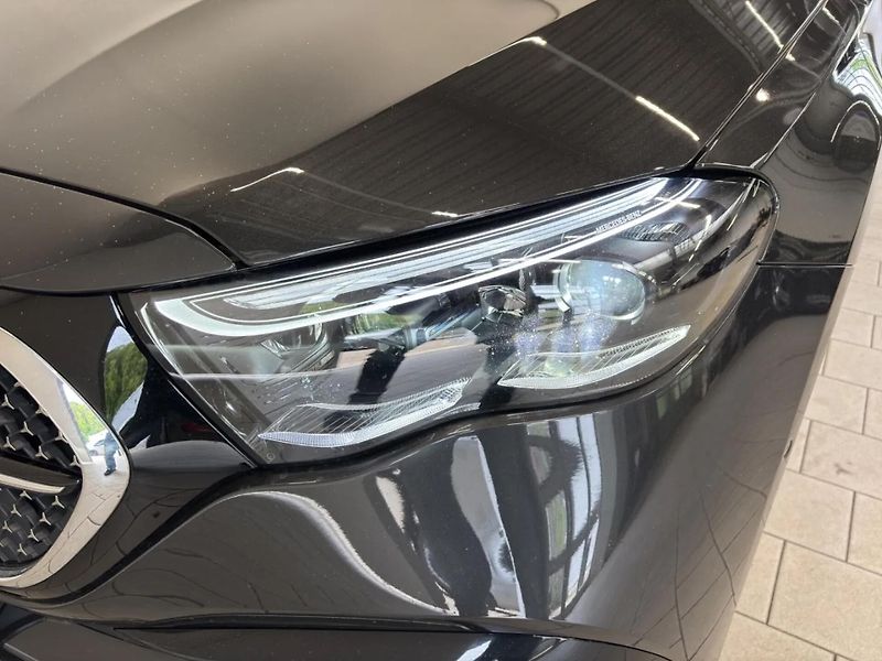 Mercedes-Benz Třídy E 220d AMG Advanced+ 360 DIGI.L - fotka 4 z 14