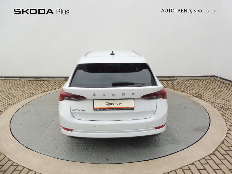 Škoda Octavia (2022) Combi Style 1,5 TSI 110kW - fotka 25 z 30