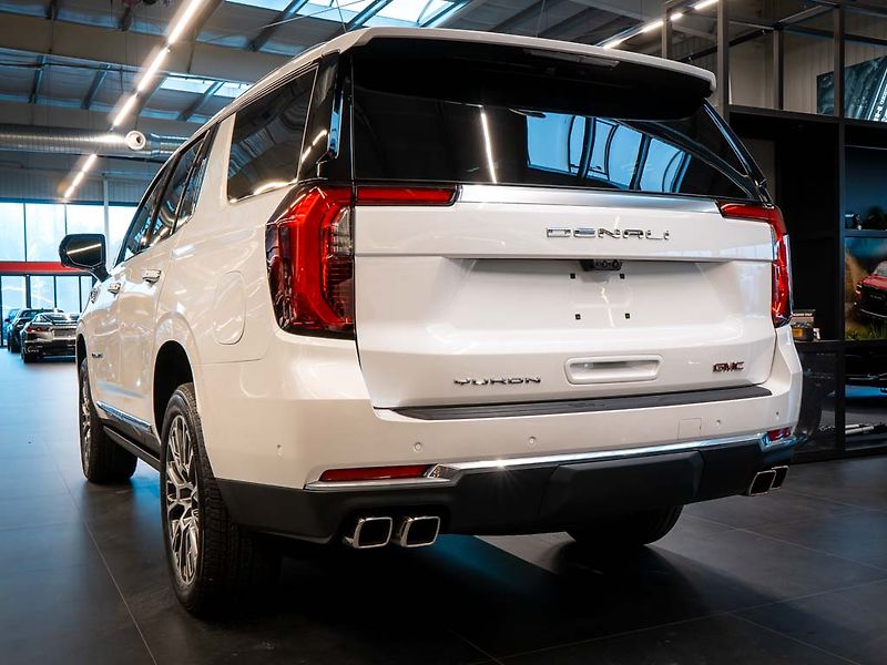 GMC Yukon (2025) 6.2 V8 Denali Reserve Package - fotka 3 z 45