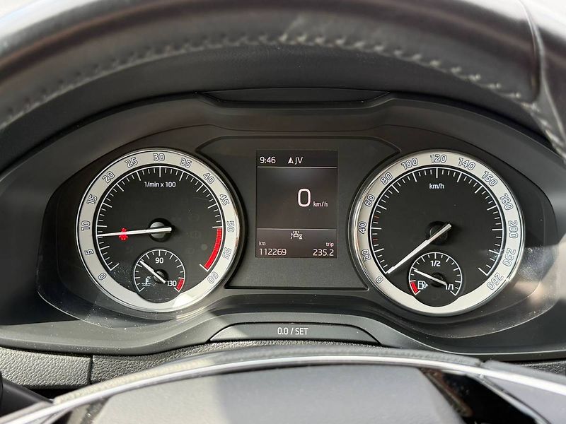 Škoda Karoq Style Plus 2,0 TDI 110 kW 6° M - fotka 18 z 26