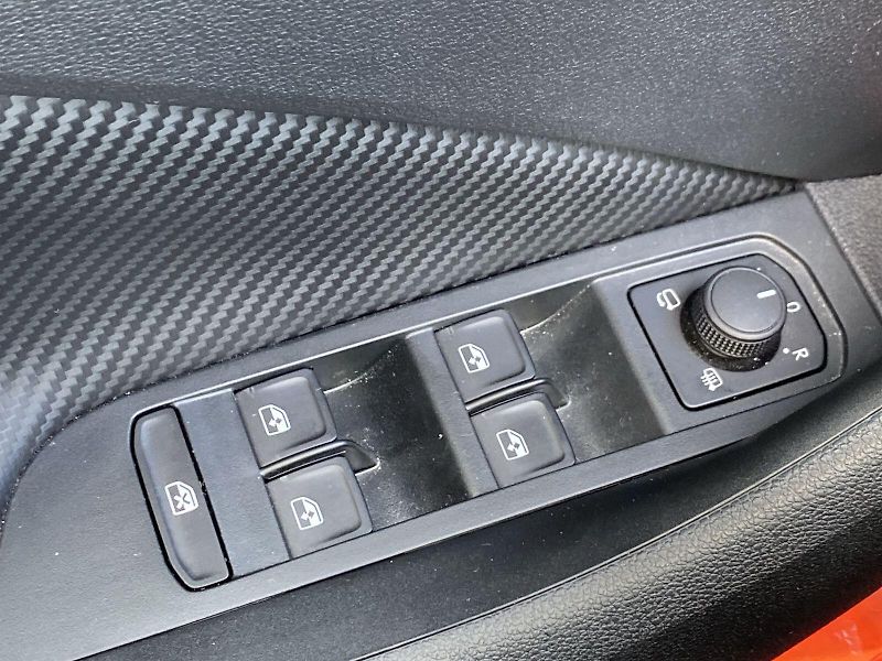 Škoda Kamiq (2024) 1.0 TSI DSG Monte Carlo - fotka 20 z 33