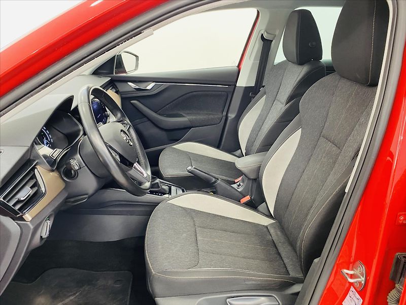 Škoda Scala 1,5 TSI 110kW DSG Style - fotka 5 z 25