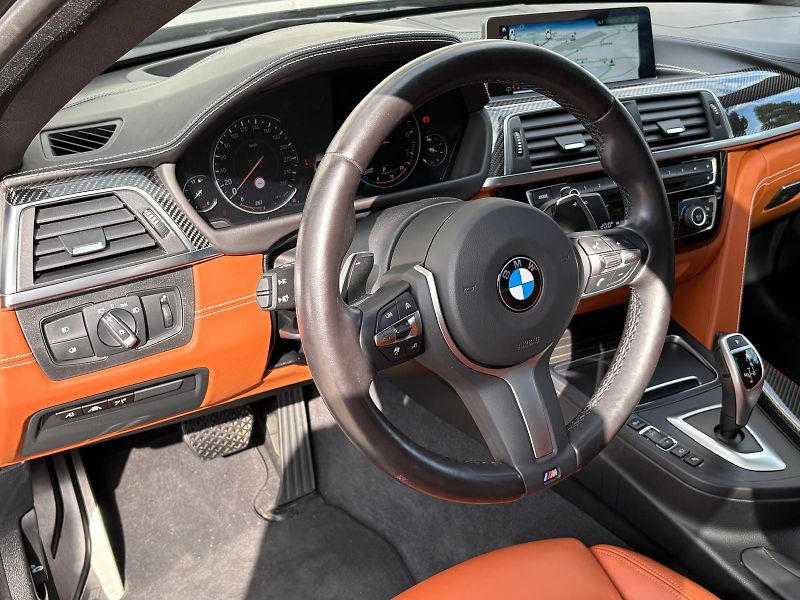 BMW Řada 4 440i xDrive Gran Coupé M 240kW - fotka 42 z 75
