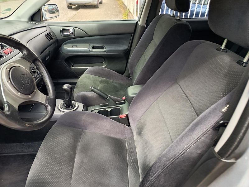 Mitsubishi Lancer (2005) 2.0 16v 100kw - fotka 27 z 45