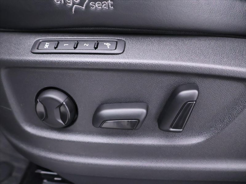 Škoda Kodiaq 2,0 TDI DSG 4x4 L&K DPH CZ 1Ma - fotka 16 z 39