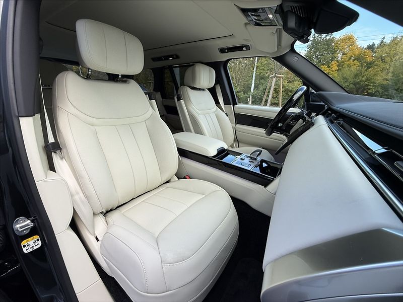 Land Rover Range Rover (2026) 3,0 AUTOBIOGRAPHY D350 - fotka 14 z 38