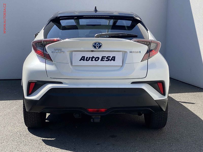 Toyota C-HR (2018) 1.8HSD, ČR, AT, LED, kamera - fotka 5 z 18