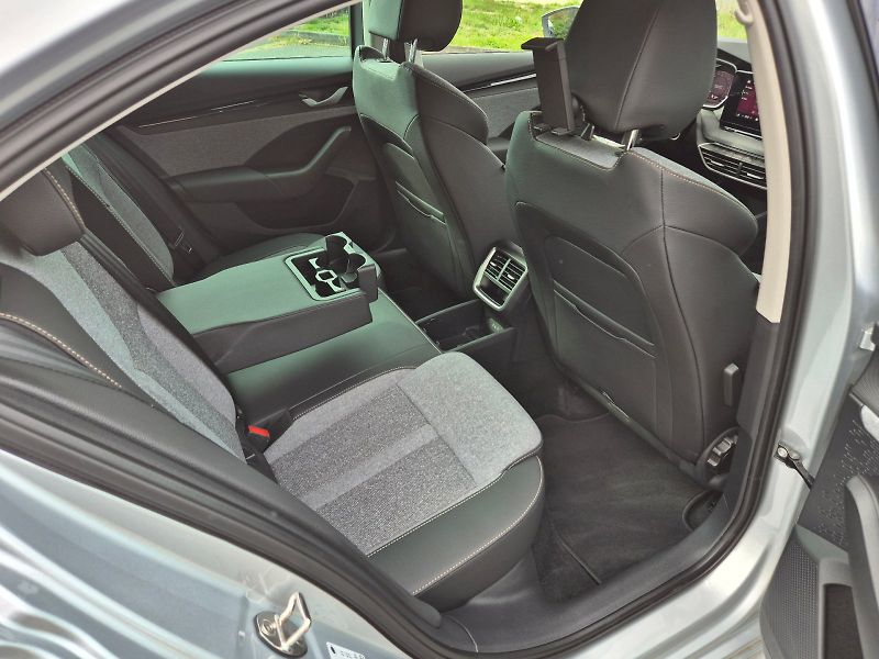 Škoda Octavia (2025) Top Selection 1.5TSi M-HEV 110 - fotka 21 z 31