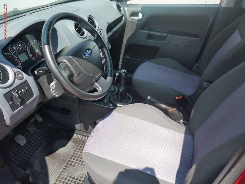 Ford Fusion (2007) 1.4TDCi, AC - fotka 9 z 13