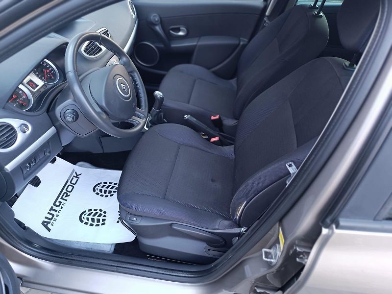 Renault Clio Kombi, 1.2TCE/74kW - fotka 15 z 34