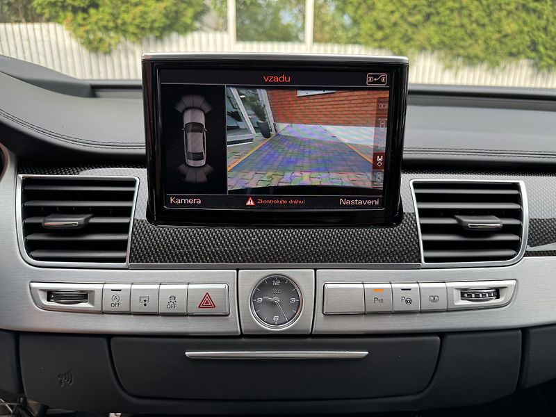 Audi S8 S8+ 445 KW-KERAMIKY-LED-R21 - fotka 32 z 48