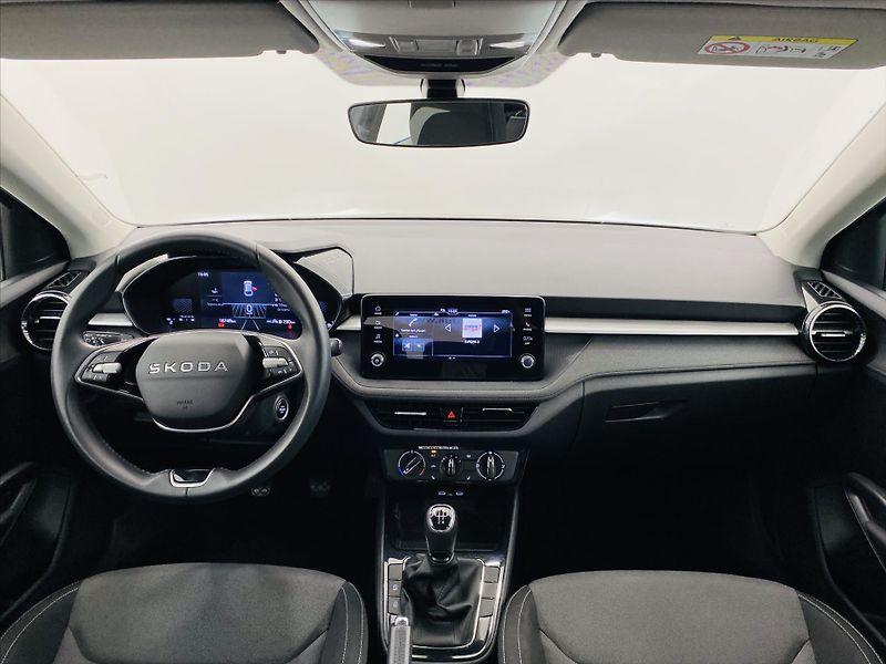 Škoda Fabia 1,0 TSI 70kW Selection - fotka 9 z 23