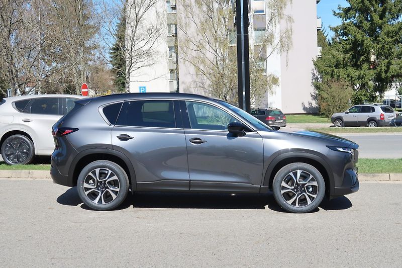 Mazda CX-5 (2026) 2,5 G141 AT AWD Centre-Line - fotka 4 z 21