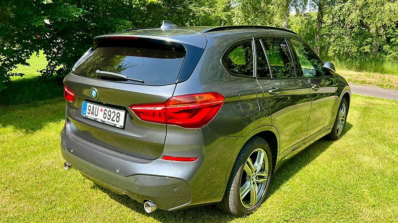 BMW X1 (2018) XDrive 20d,M Sportpaket,LED - fotka 7 z 32