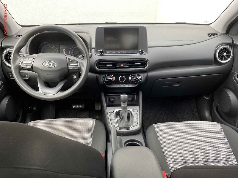 Hyundai Kona (2021) 1.0 T-GDi, AT, +ALU, kamera - fotka 8 z 19