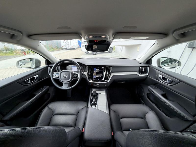 Volvo V60 CC B4 AWD //nezáv. topení+kola - fotka 16 z 33