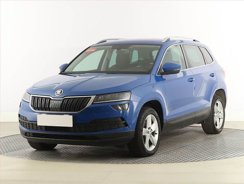 Škoda Karoq (2019) 1.6 TDI, Automat, Navi - fotka 2 z 25