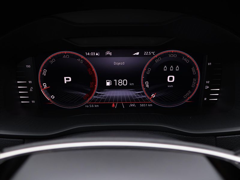 Škoda Karoq 2,0 TDI 4x4 DSG Sportline DPH - fotka 19 z 34