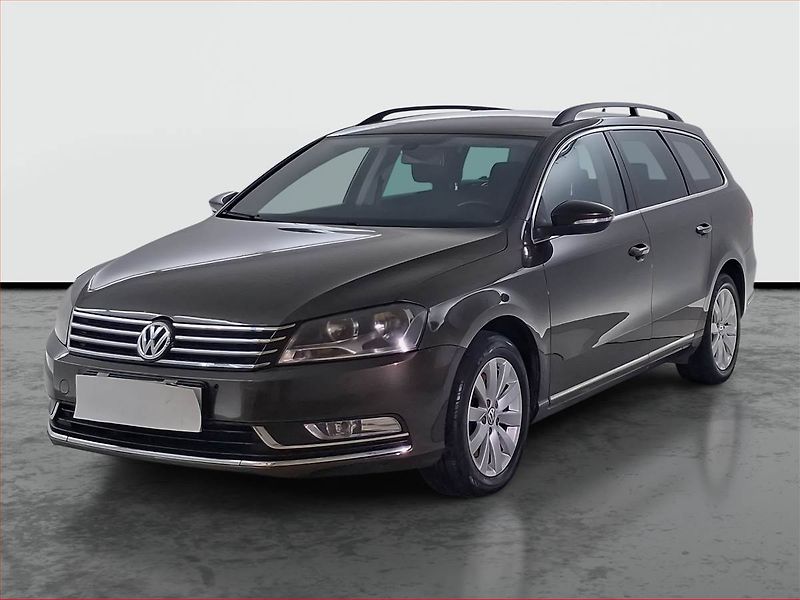 Volkswagen Passat (2012) Comfortline 1.4 TSI, Navi - fotka 2 z 15