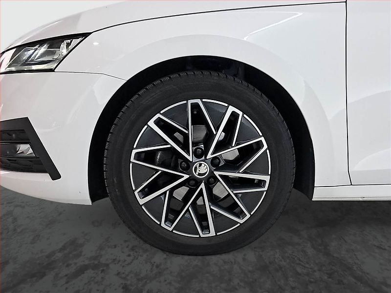 Škoda Octavia (2022) 2.0 TDI, Automat, Tempomat - fotka 15 z 20